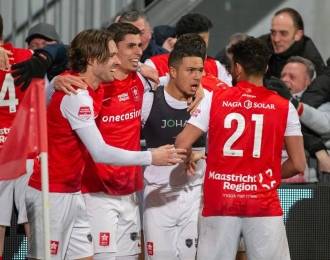 VIDEO: Kostons en El Azrak over de zege op PEC Zwolle