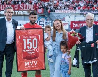 Leroy Labylle gehuldigd voor 150 keer in MVV-shirt