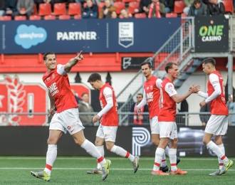 MVV laat Jong Utrecht alle hoeken van De Geusselt zien
